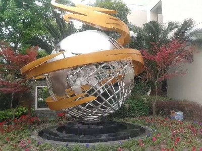 城市公园镂空球体镜面不锈钢雕塑