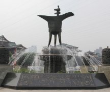 《爵》铸青铜雕塑喷泉