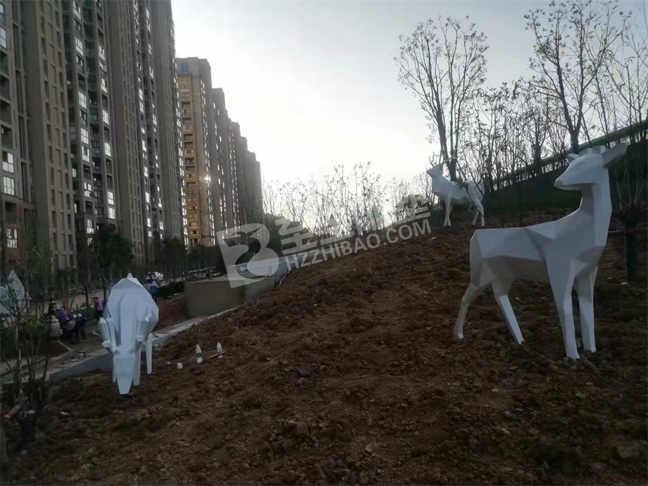 杭州中泰运动公园不锈钢切面鹿雕塑项目