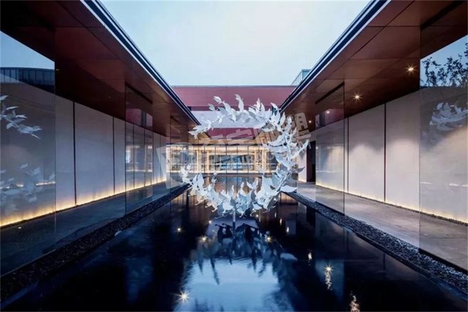 展览馆创意飞鸟造型不锈钢雕塑定制
