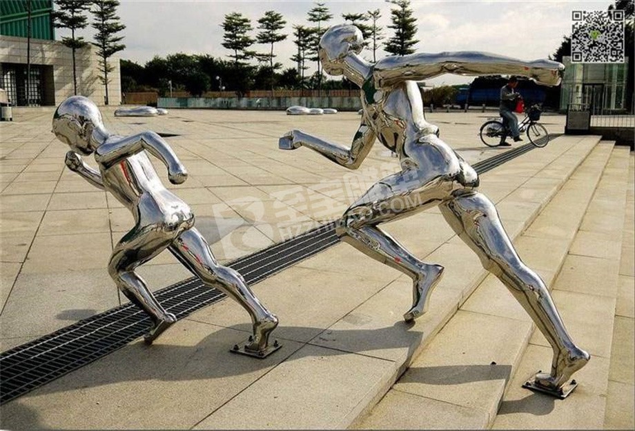广场镜面奔跑人物不锈钢雕塑定制