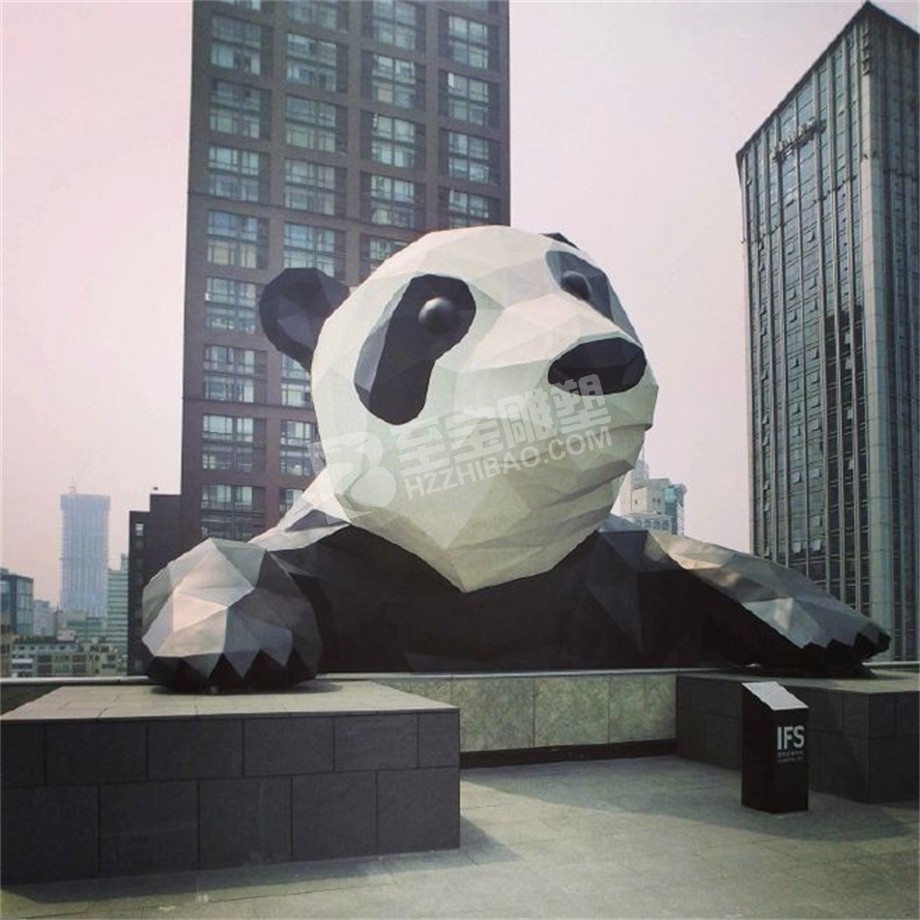大型商场外大熊猫不锈钢雕塑定制