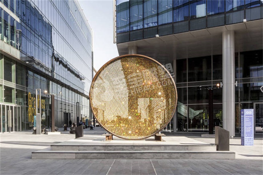 城市广场镂空镜面圆不锈钢雕塑定制