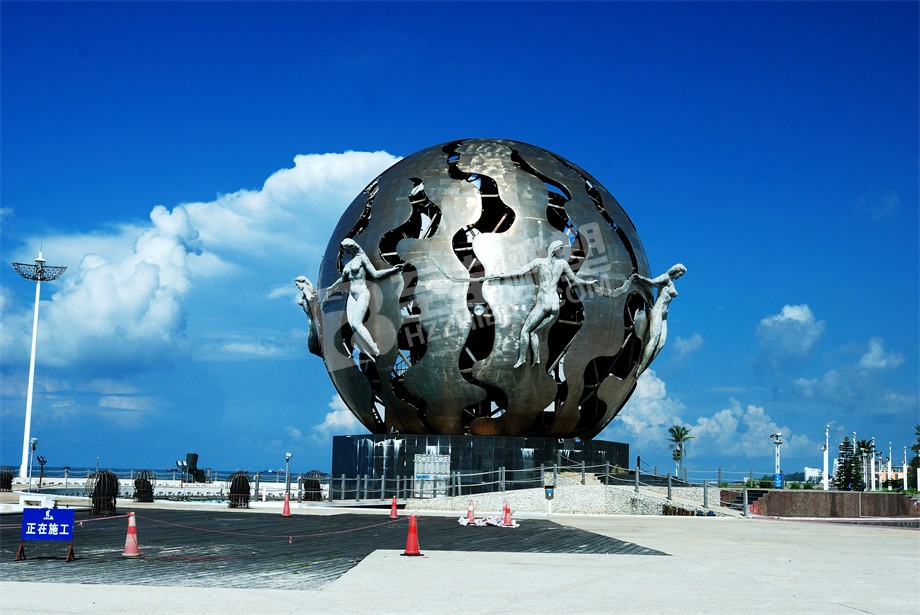 景区广场标志性地标建筑镜面镂空球不锈钢雕塑定制