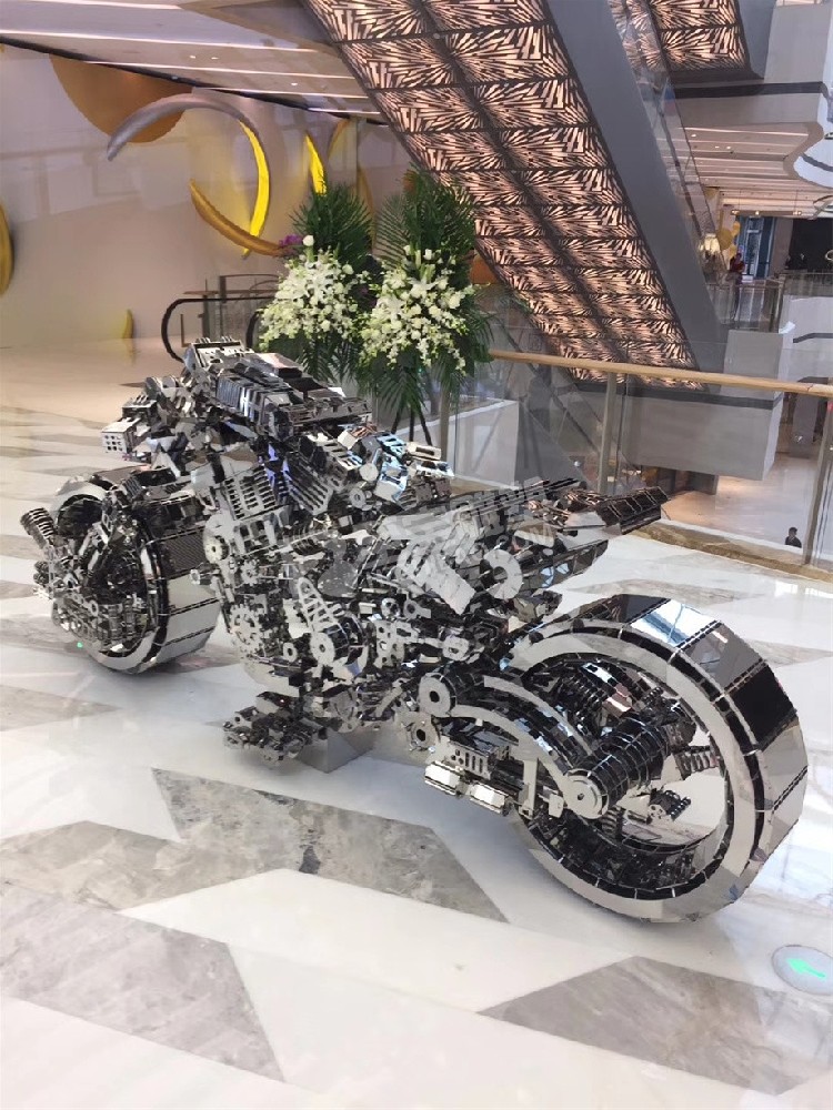 商场镜面镂空创意摩托车不锈钢雕塑定制