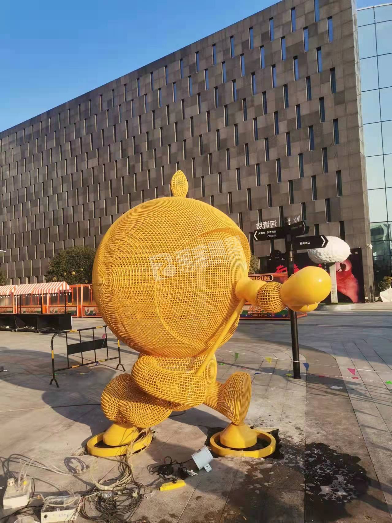 宁波文化广场不锈钢雕塑